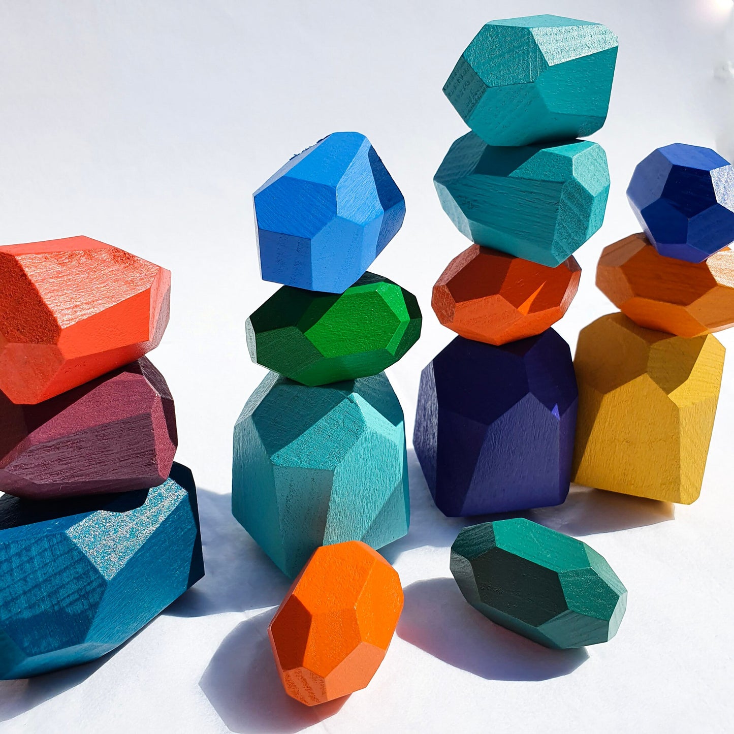 Wooden Balancing Rocks Toy - Educational Stacking Game 3+